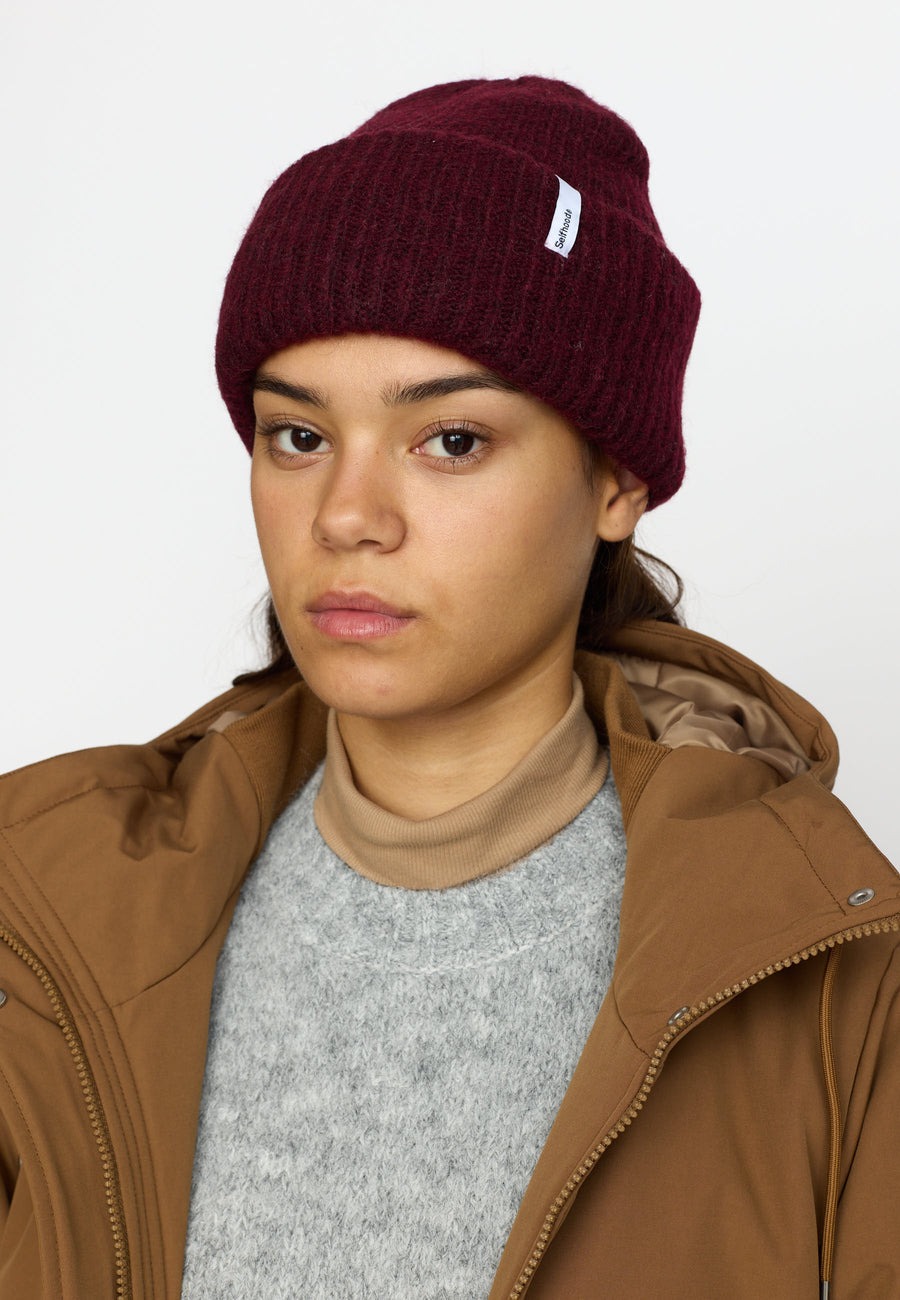 Fluffy Beanie burgundy