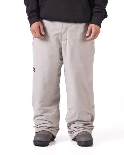16OW11013-102_Chroma-Pant_Pale-Grey_Studio-1