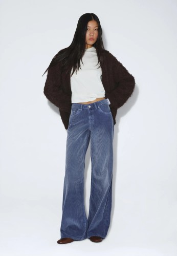 2510101BM7_DrDenim_RhueLowWide_WashedBlueShadeCord_main_W1_2_abe5729c-c4b0-4f51-923b-08c8bb9f6324