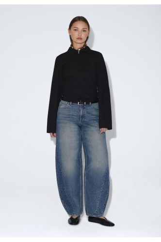 2630104M37_DrDenim_NanciMidBarrelSeam_StreamMidFadeDirt_main_W1_3