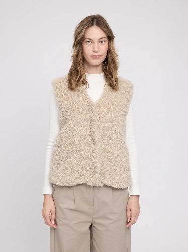 26331504_faux-fur-vest_natural_02_600x