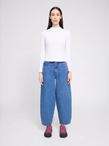 26336261_barrel-leg-denim-pants_mid-blue_01_600x