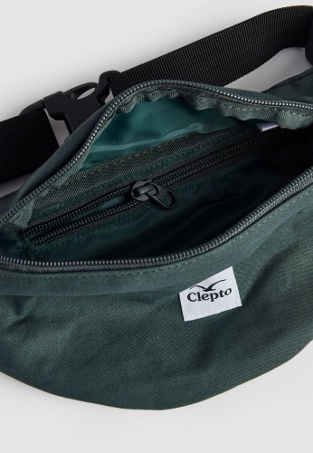 Cleptomanicx CI Patch Bag scarab green