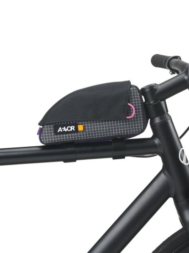 AVR-UTO-001-90141-AEVOR-UBG-Top