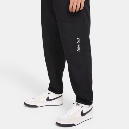 Nike SB GFX Track Pants black
