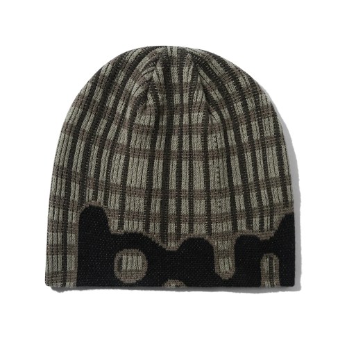 DougieSkullyBeaniePlaid1_1500x