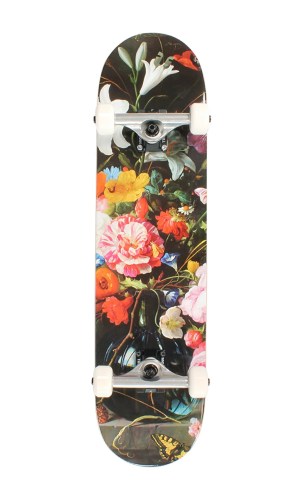 ueber-Skateboards-Flowers-Skateboard-Complete_bottomKYGEChM19bNcO